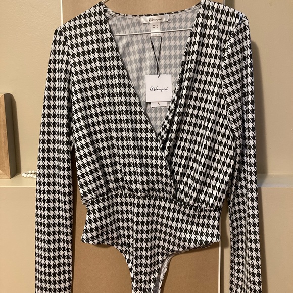 Classy Printed Body Suit - Picture 4 of 6